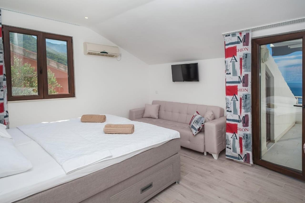 Villa Mona 2 Budva Phòng bức ảnh